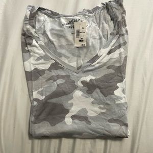 aeropostale white and gray camo t-shirts